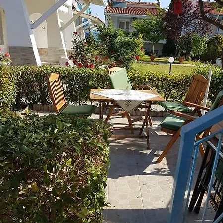 Elina's Cozy House Sw. Pool Appartement *